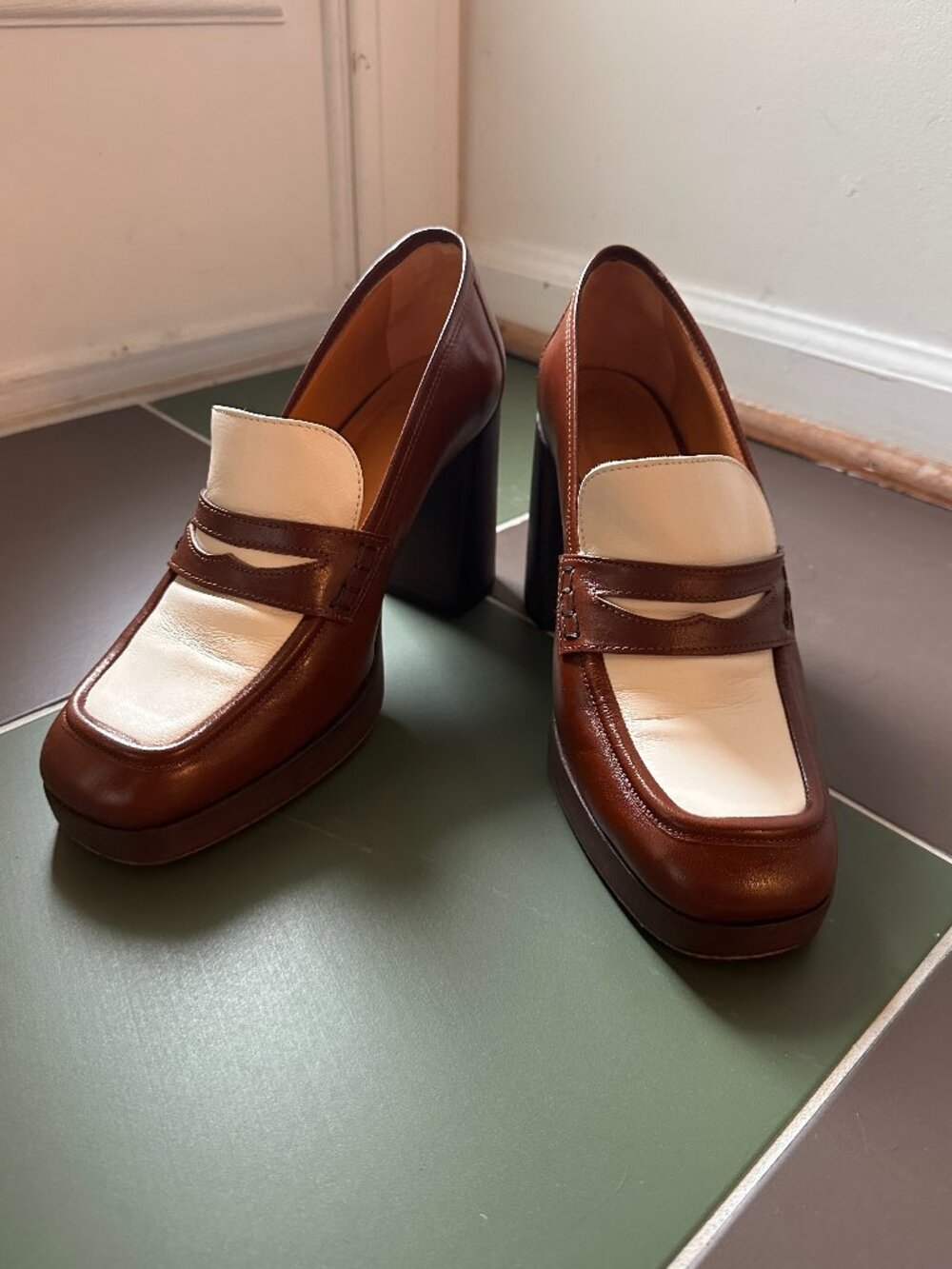 Sézane Jessie Loafers Chocolat Multi Brown Cream Leather Heels US 10 FR 41